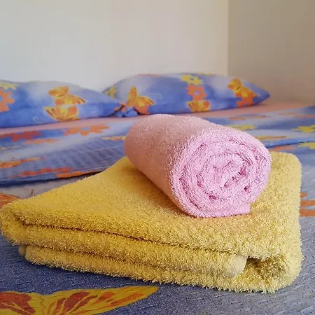 Mirakul Apartment