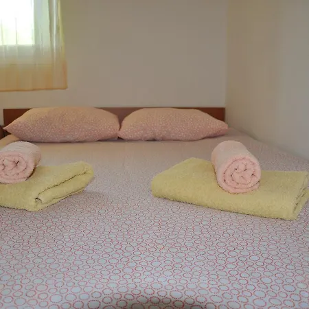 Apartment Mirakul